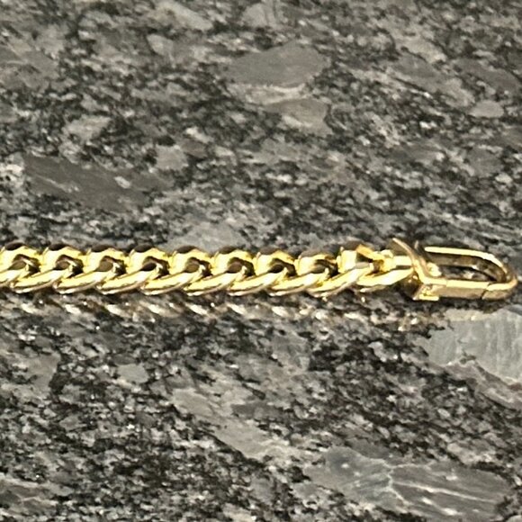 Share Michael Kors Shiny Gold Chain Strap (New) - Picture 3 of 6
